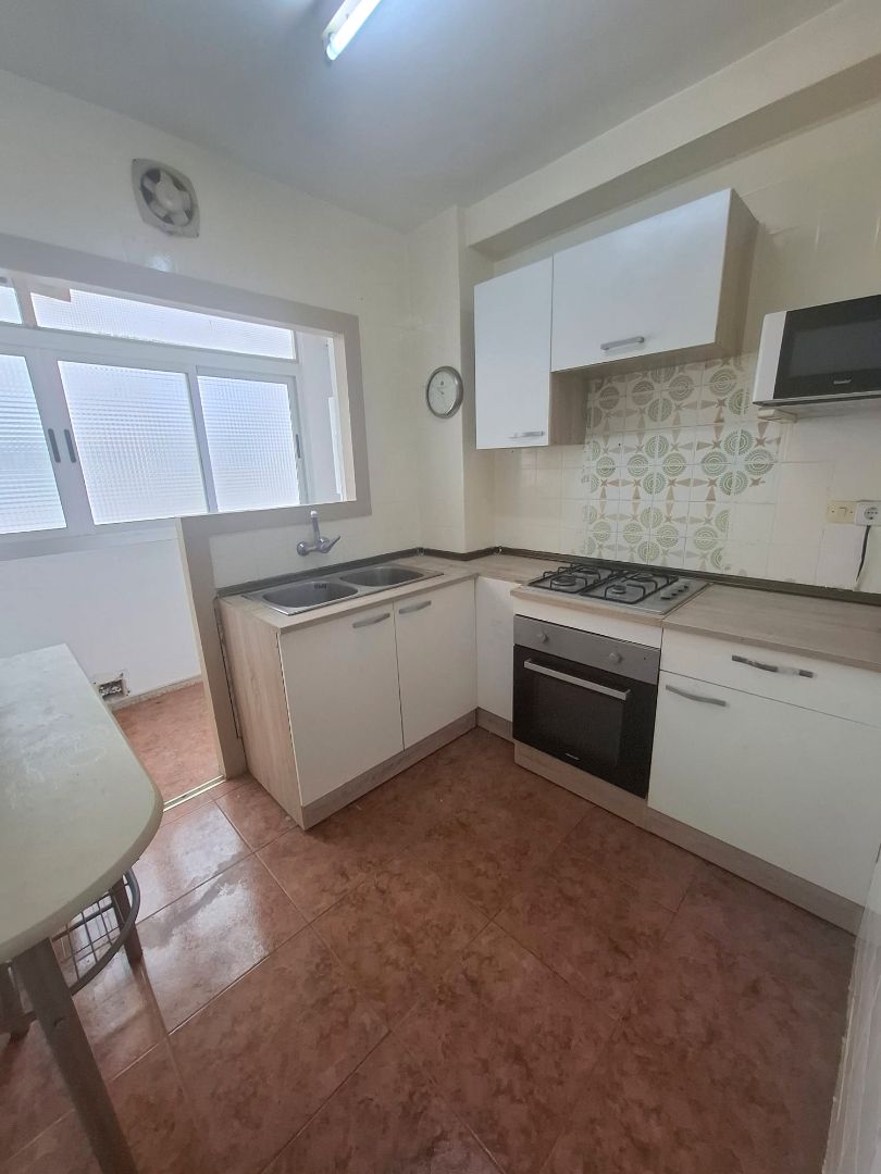 Kitchen of Flat for sale in  Valencia Capital  with Oven and Balcony