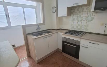 Kitchen of Flat for sale in  Valencia Capital  with Oven and Balcony