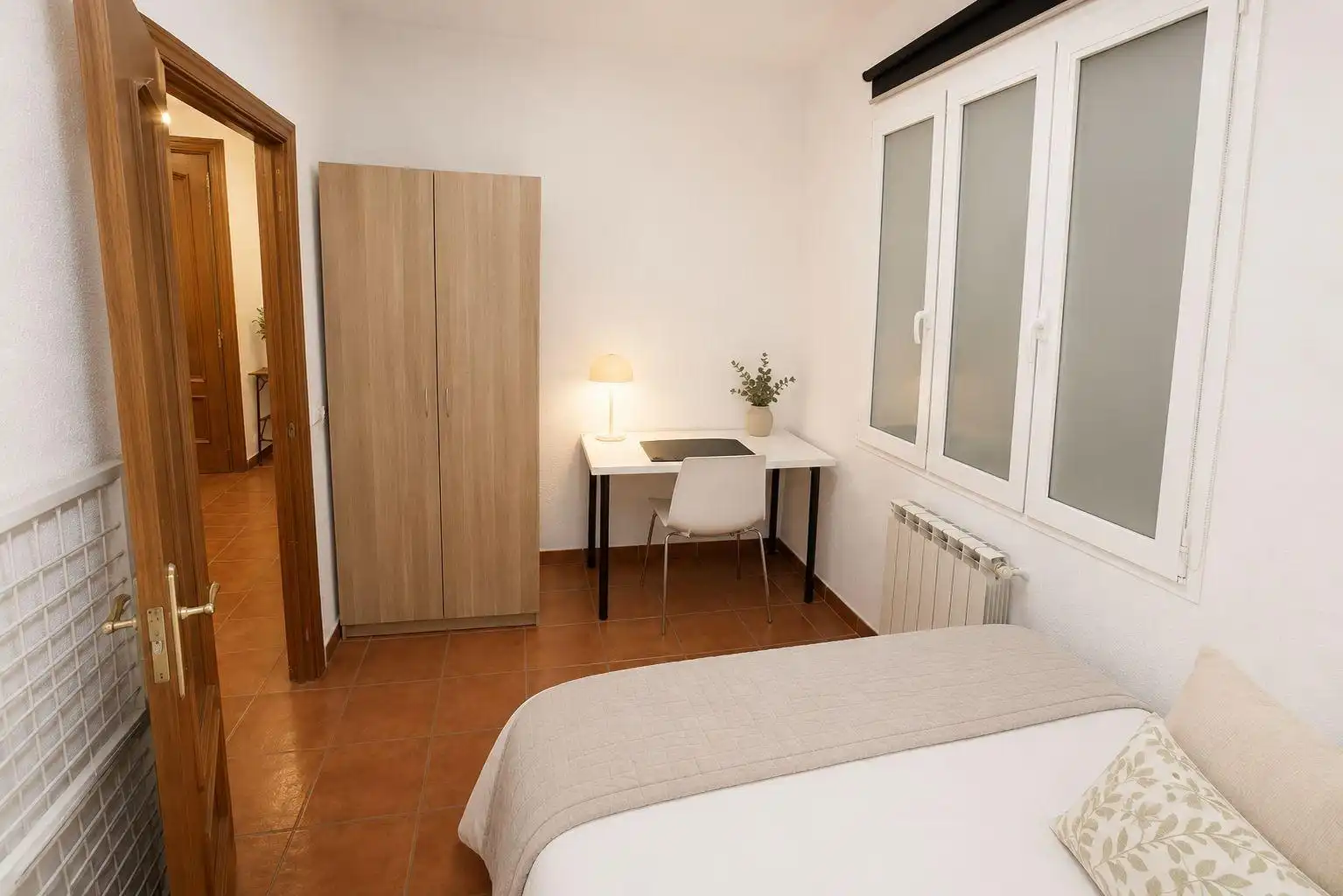 Bedroom of Flat for rent in Madrid  with Heating, Furnished and Balcony