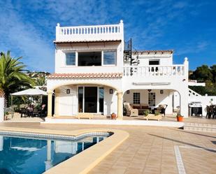 Vista exterior de Casa o xalet en venda en Moraira amb Aire condicionat, Calefacció i Jardí privat