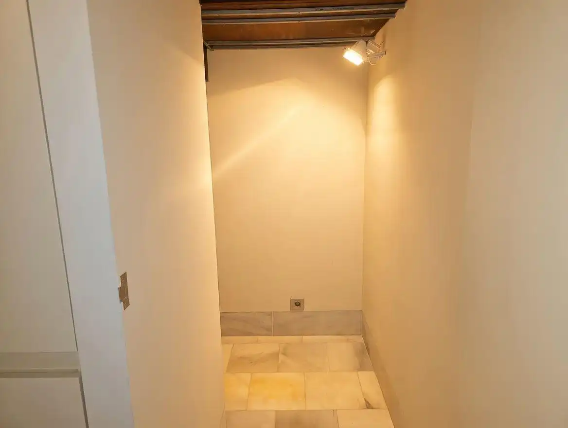 Wohnung zum Verkauf in Valencia mit Heizung, Terrasse und Abstellraum