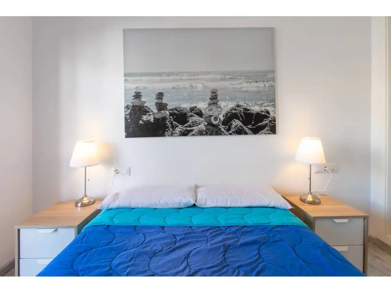 Bedroom of Flat for rent in Rincón de la Victoria  with Air Conditioner, Terrace and Furnished
