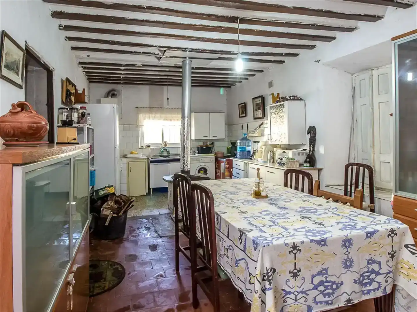 Cuina de Casa adosada en venda en Alcubillas amb Jardí privat, Traster i Balcó