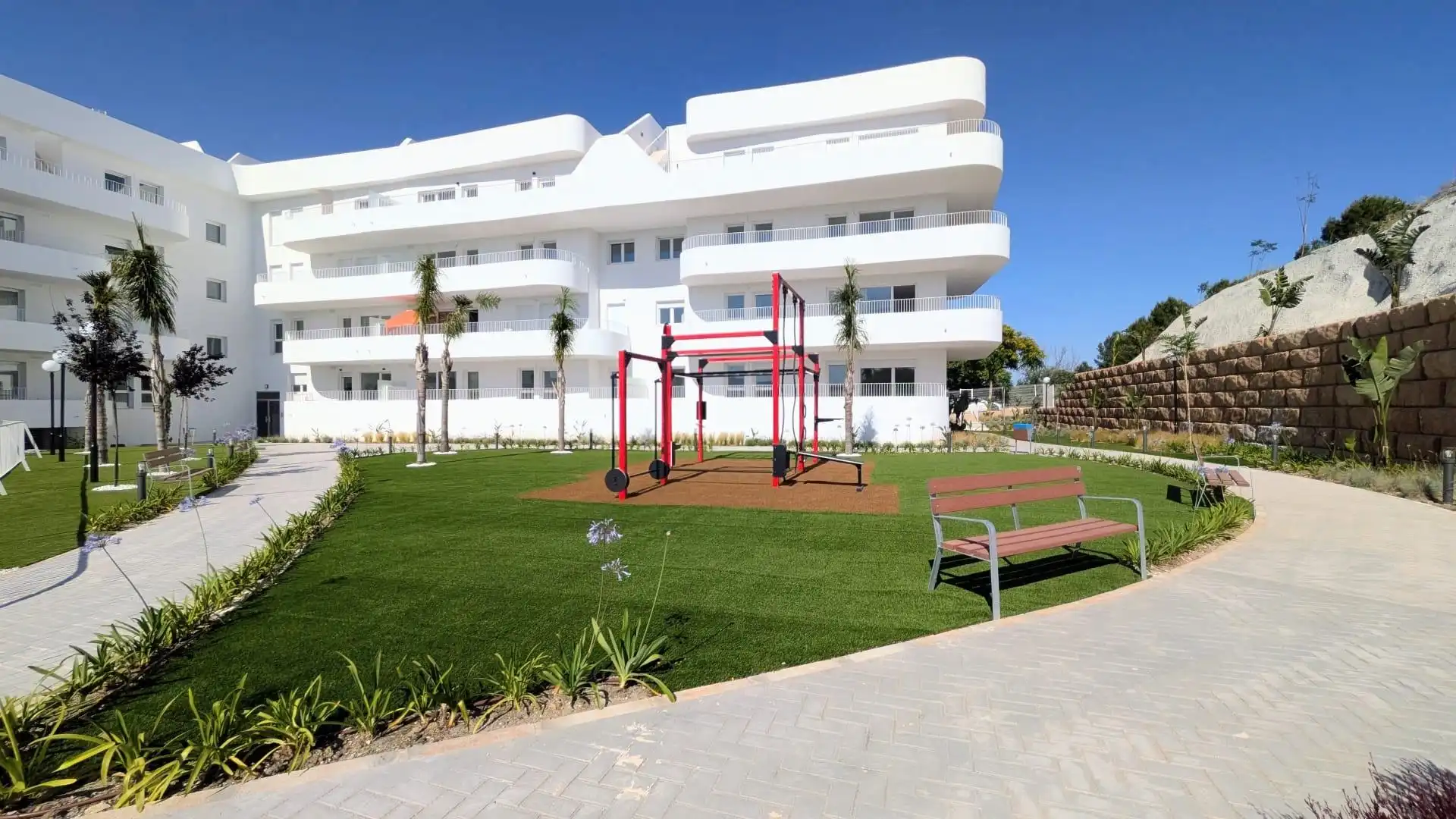 Vista exterior de Ático de alquiler en Fuengirola con Aire acondicionado, Calefacción y Terraza