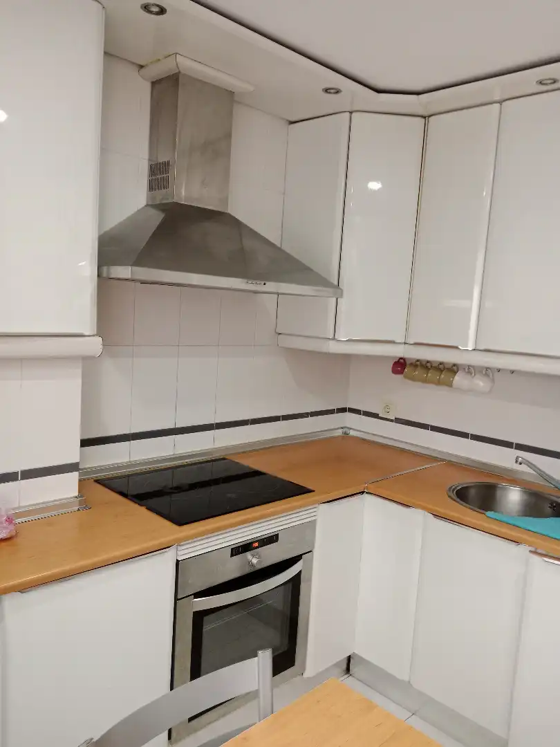Cocina de Piso en venta en Huelva con Aire acondicionado, Amueblado y Horno