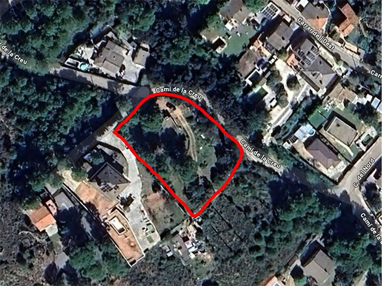 Terreny residencial en venda a Calle Camí de la Creu
