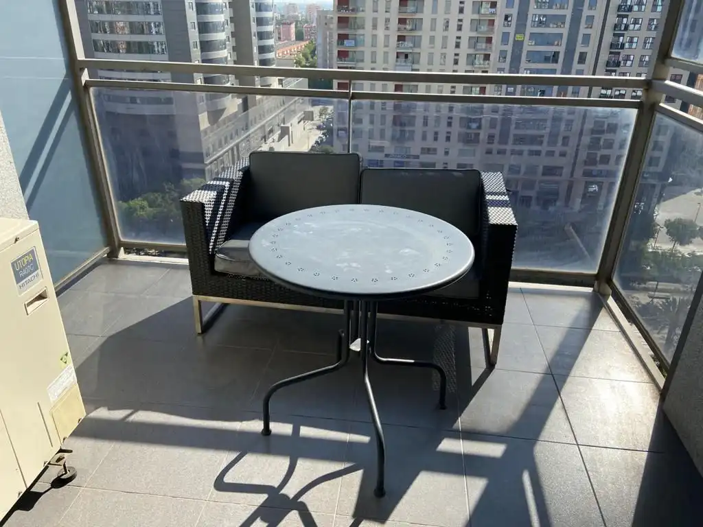 Terrassa de Pis de lloguer en  Valencia Capital amb Aire condicionat, Calefacció i Moblat