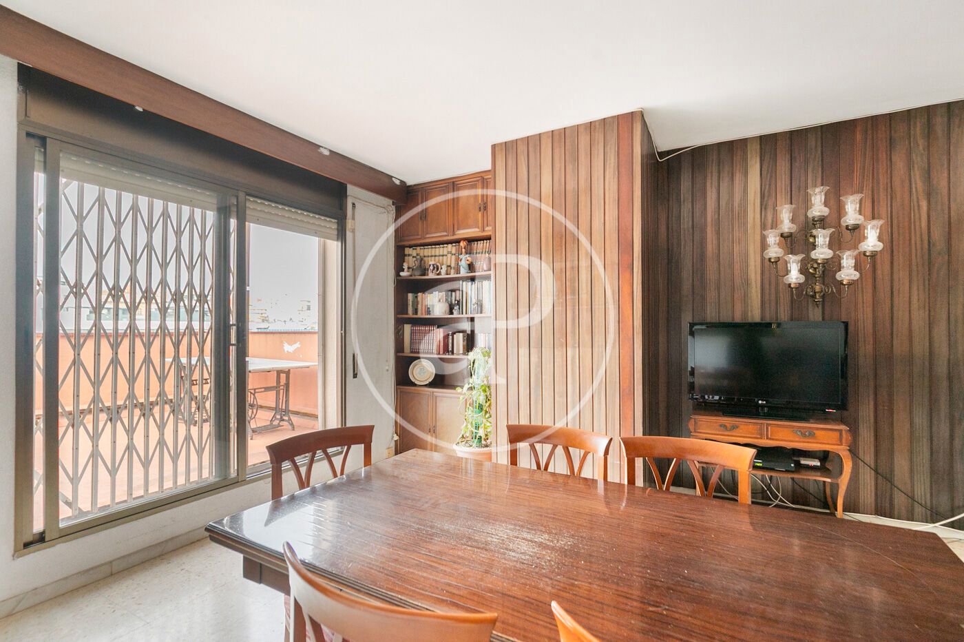 Menjador de Àtic en venda en L'Hospitalet de Llobregat amb Calefacció, Terrassa i Traster