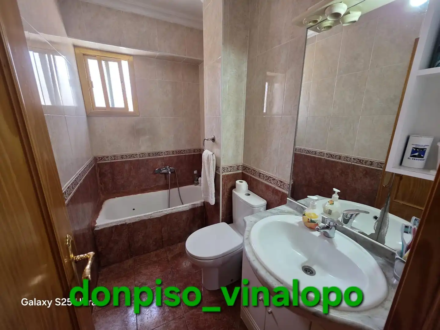 Baño de Apartamento en venta en Elda con Aire acondicionado, Calefacción y Balcón