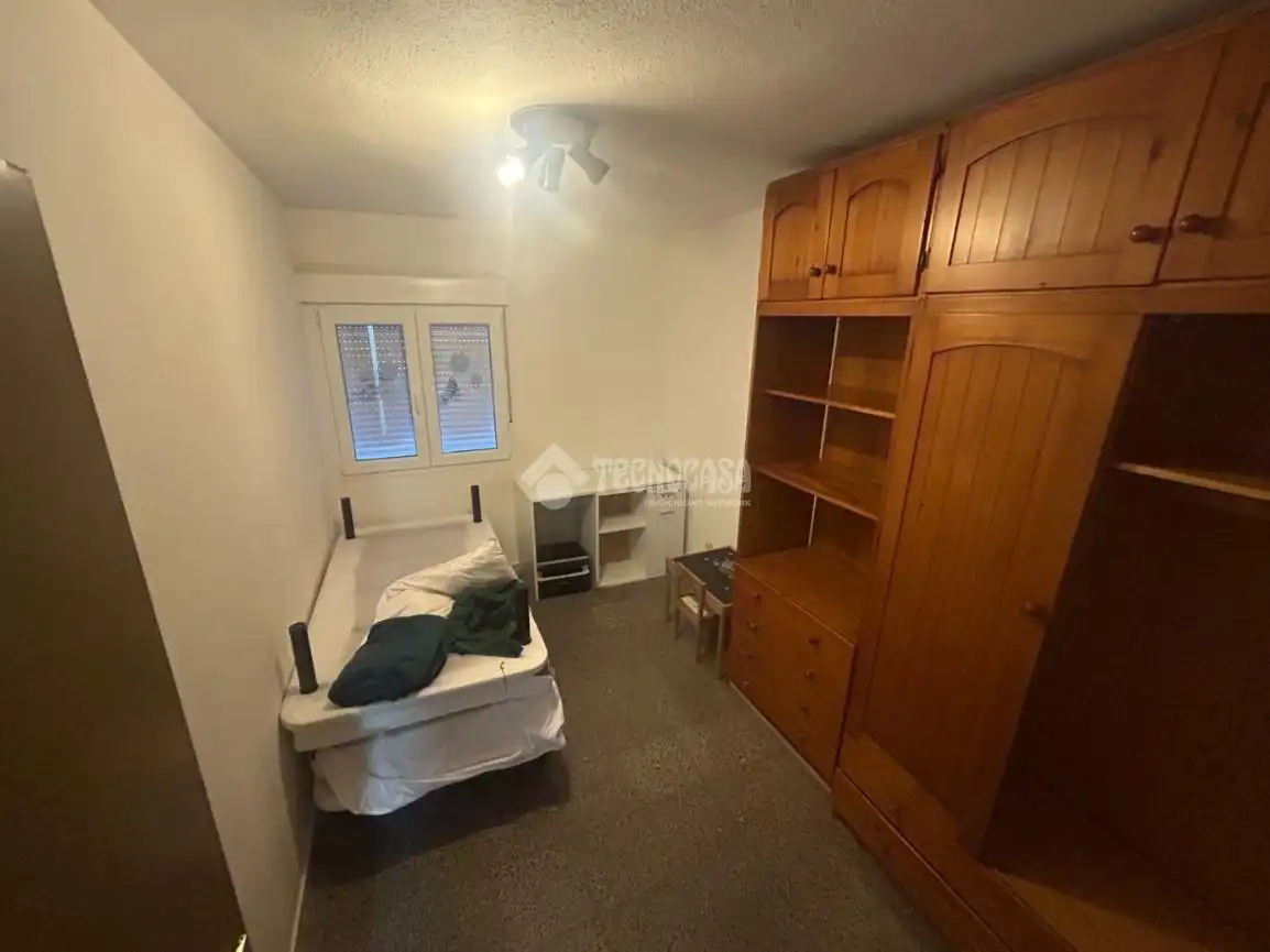 Bedroom of Flat for rent in Leganés  with Heating