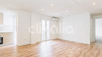 Flat for sale in La Calzada - La Florida, imagen 3