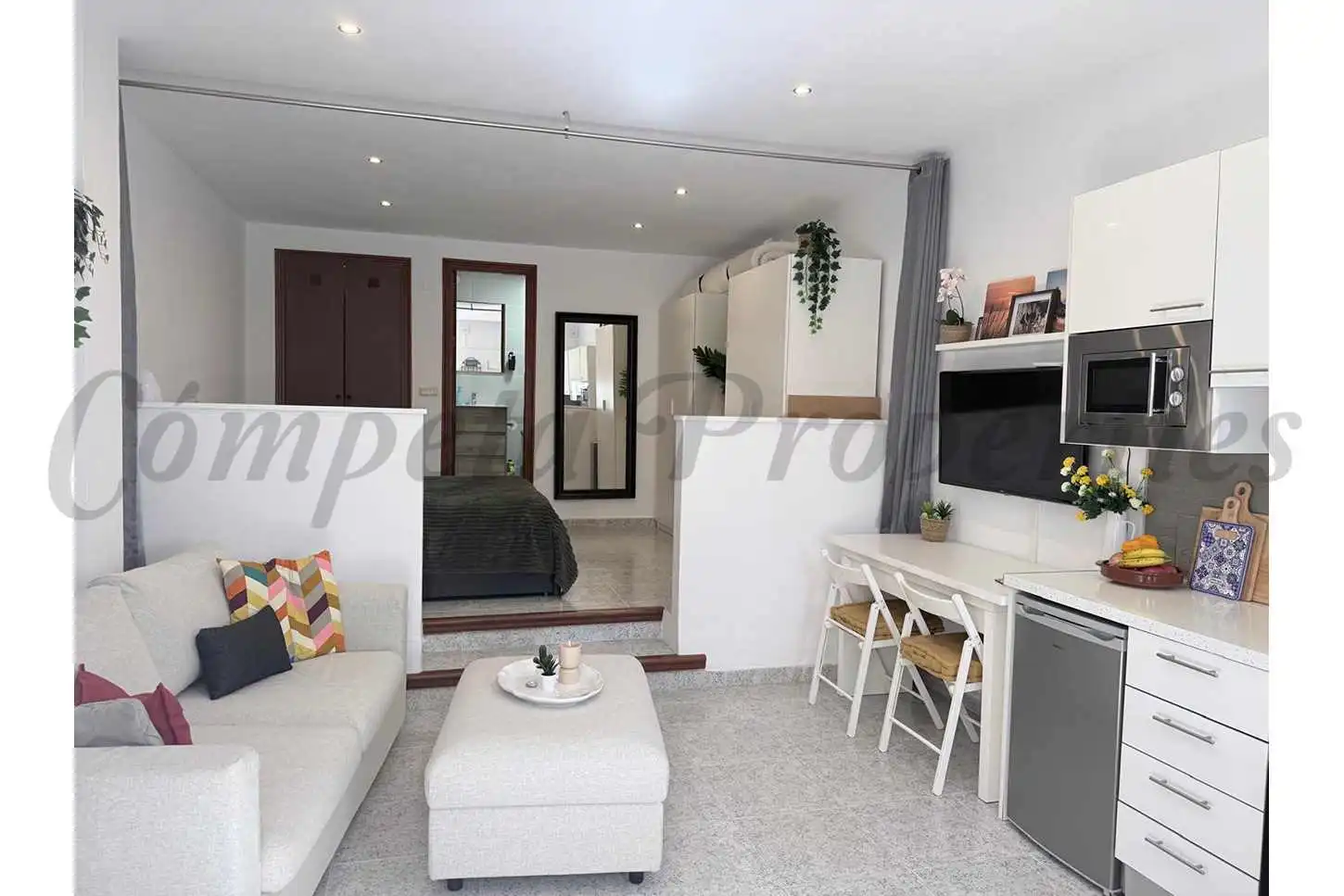 Living room of Study for sale in Nerja  with Air Conditioner, Terrace and Furnished