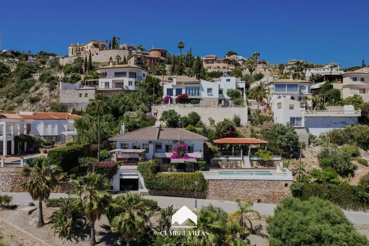 Exterior view of Houses for sale in Salobreña  with Private garden, Terrace and Internet