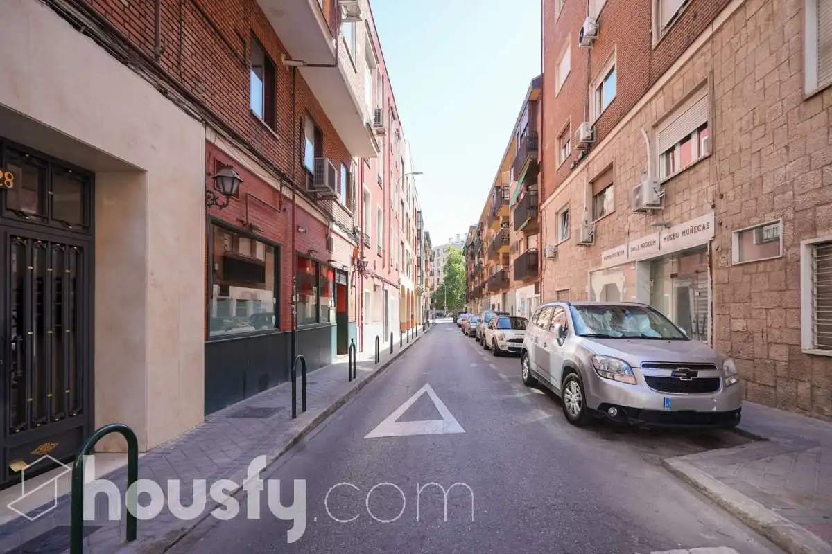 Vista exterior de Pis en venda en Madrid amb Aire condicionat, Calefacció i Domòtica