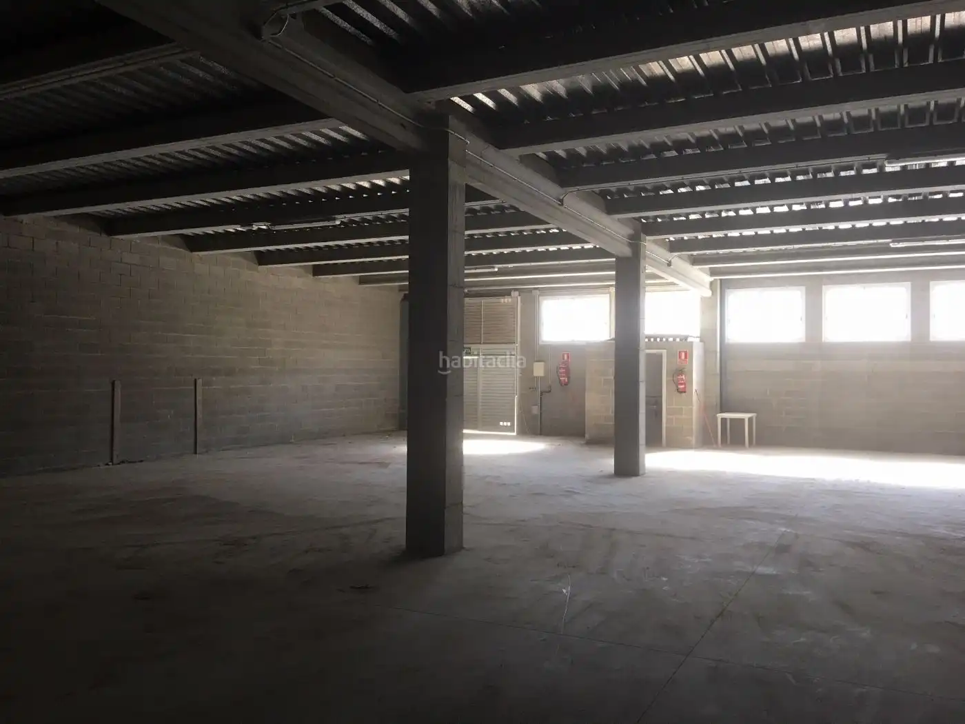 Local comercial en venta en Carrer Vidreres 23B, imagen 4