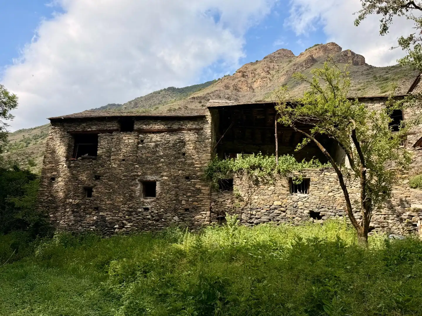 Vista exterior de Finca rústica en venda en Farrera