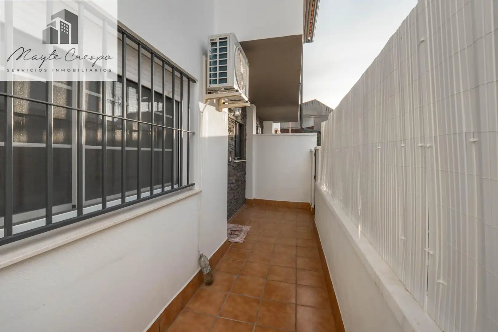 Vista exterior de Casa o xalet en venda en Gójar amb Aire condicionat, Calefacció i Traster