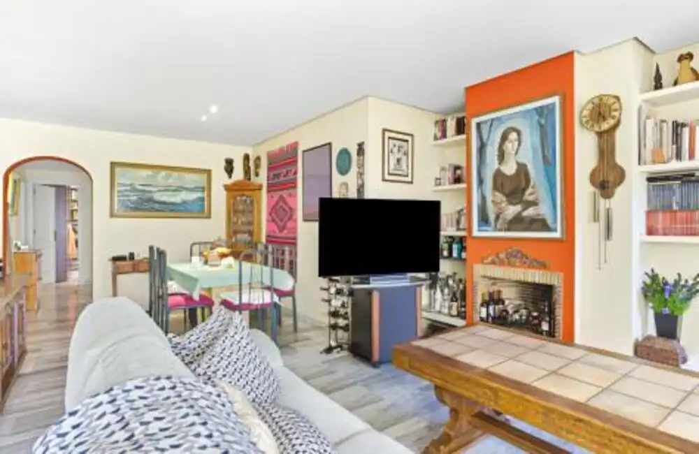 Sala de estar de Apartamento en venta en Marbella con Aire acondicionado, Terraza y Piscina