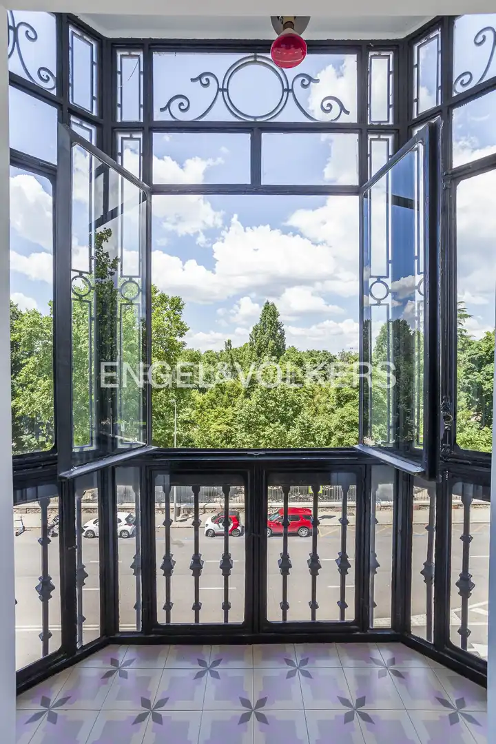 Terrassa de Pis de lloguer en  Madrid Capital amb Aire condicionat, Calefacció i Moblat