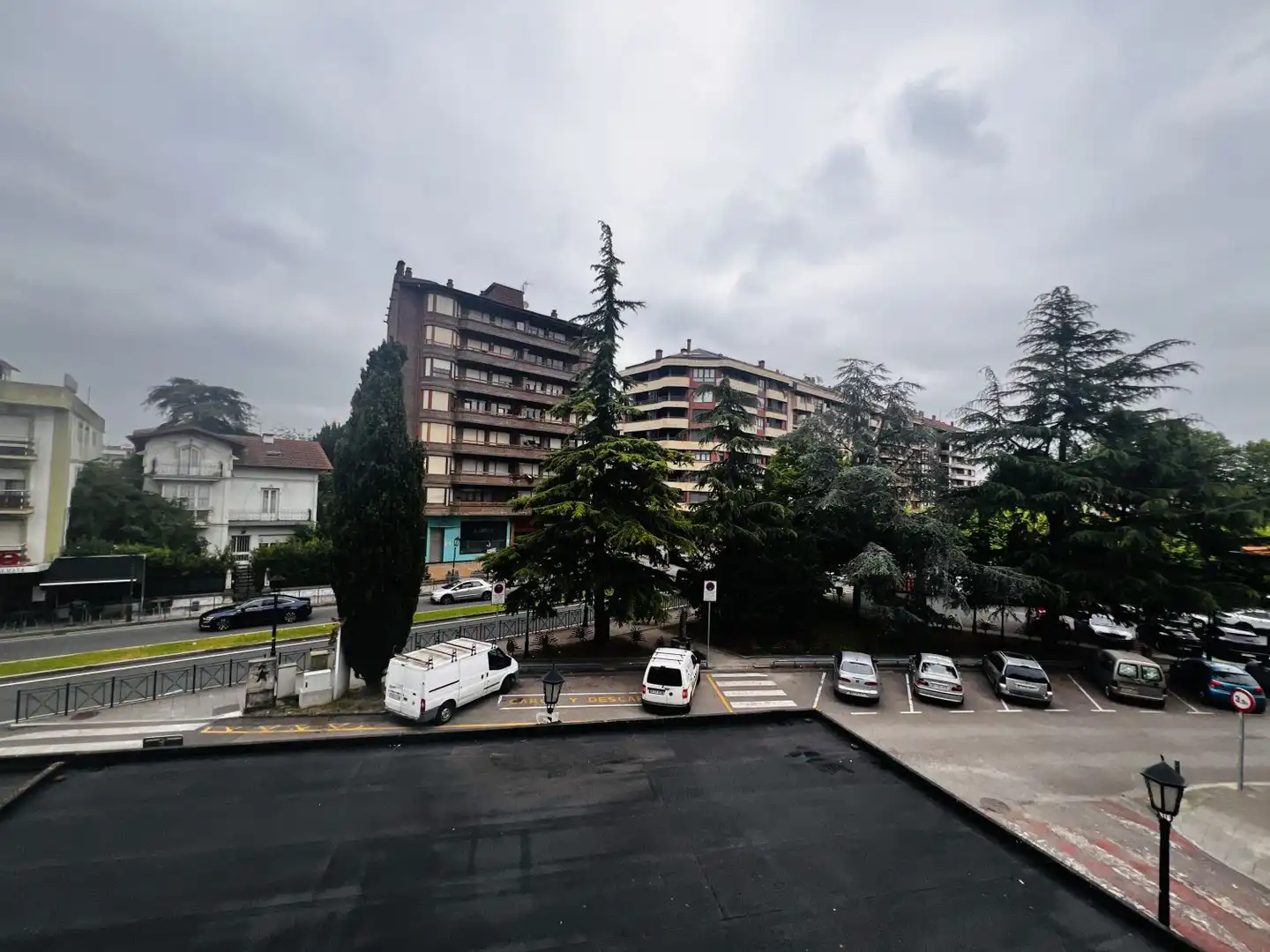 Parkplatz von Wohnung zum Verkauf in Colindres mit Heizung, Parkett und Terrasse