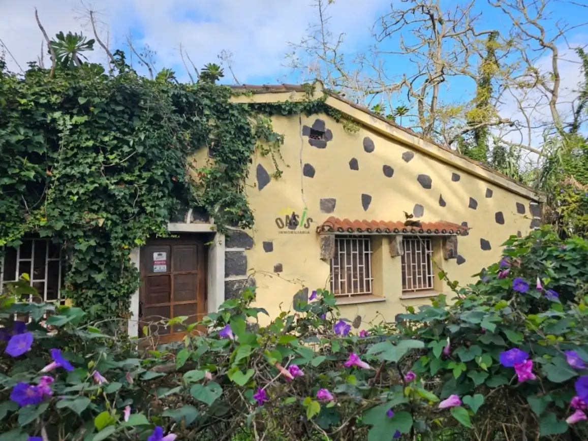 Exterior view of Houses for sale in San Cristóbal de la Laguna  with Storage room