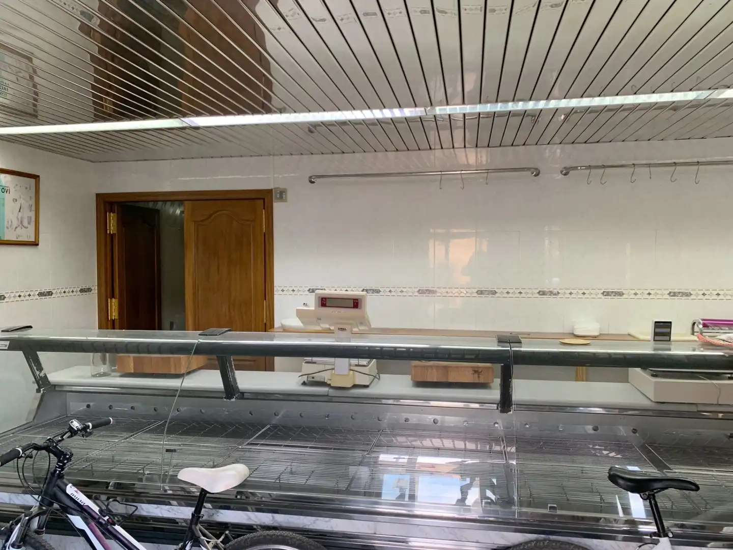 Local comercial en venta en La Bisbal d'Empordà, imagen 3