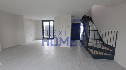 Foto 5 de Casa adosada en venta en Calle Valle del Navalmedio, Fresnos I y II, Torrejón de Ardoz