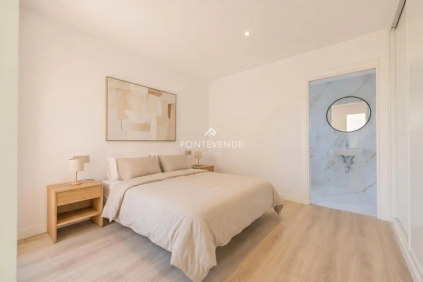 Bedroom of Houses for sale in Sanxenxo  with Private garden, Parquet flooring and Terrace