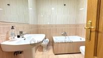 Bathroom of Flat for sale in Burgos Capital  with Heating