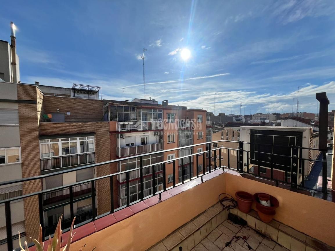 Pis en venda a La Granja, San José