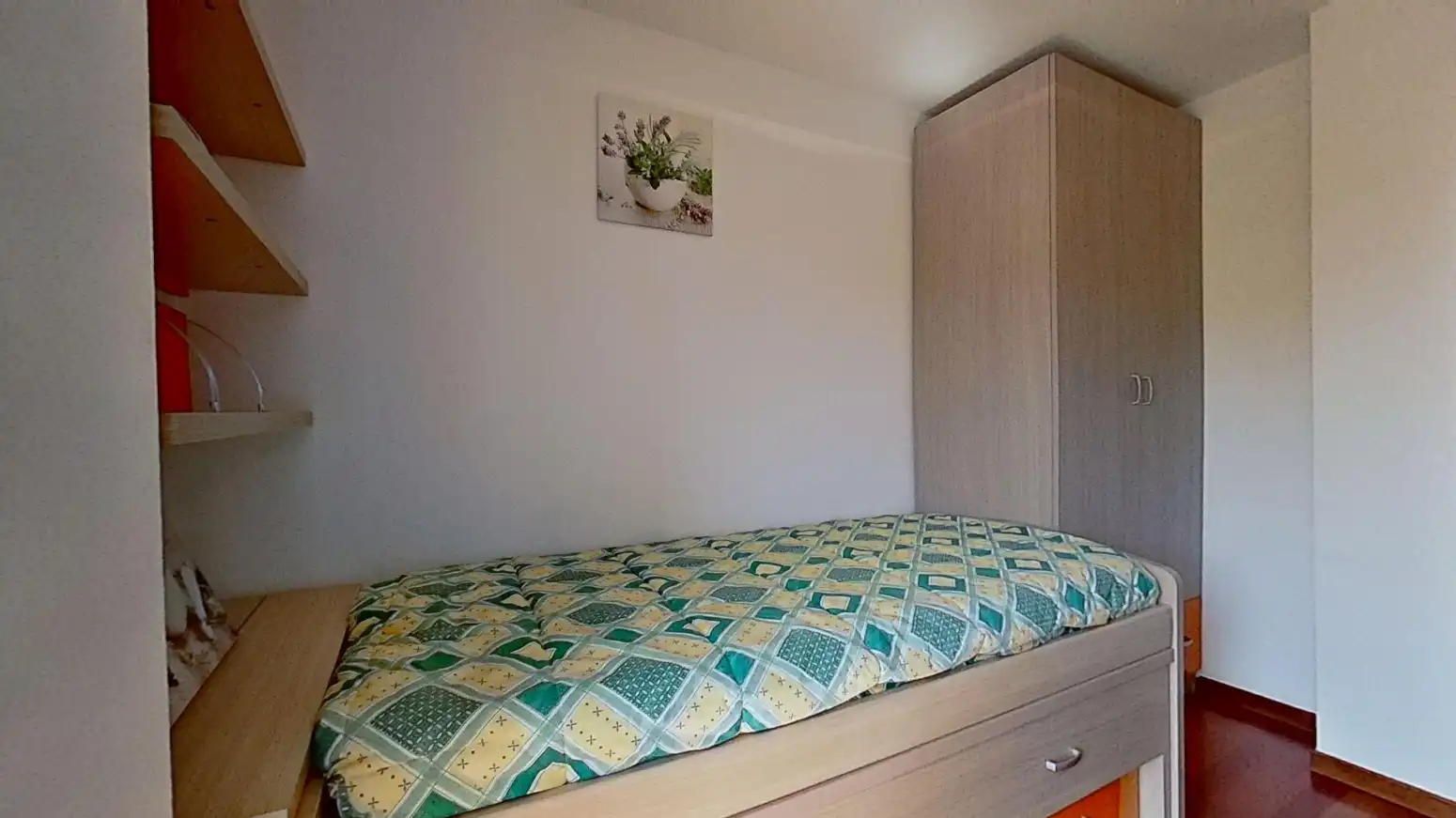 Dormitori de Pis en venda en Suances amb Calefacció, Parquet i Moblat