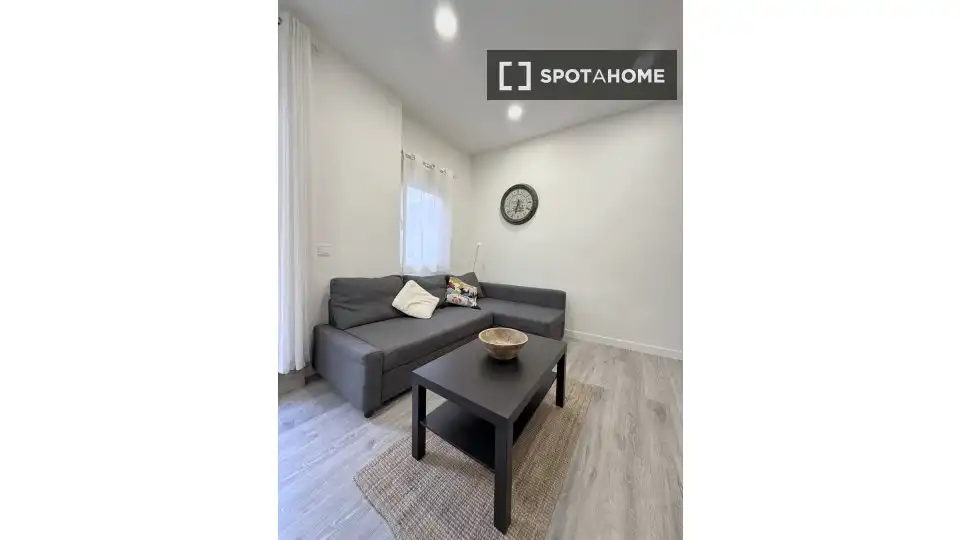Wohnung zur Miete in Argüelles