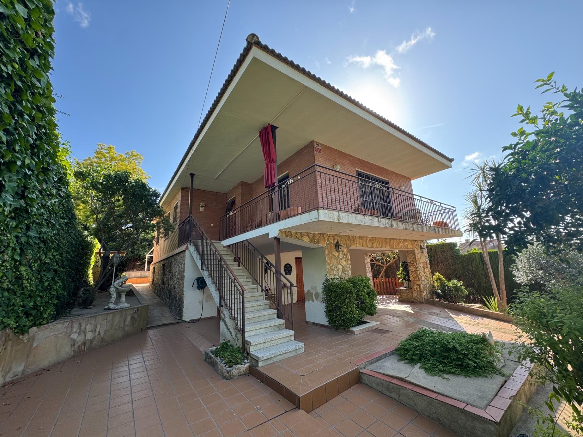 Exterior view of House or chalet for sale in Calafell  with Heating, Private garden and Terrace