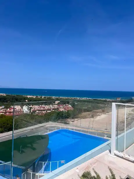 Apartamento de alquiler en Santa Pola con Aire acondicionado, Amueblado y Balcón