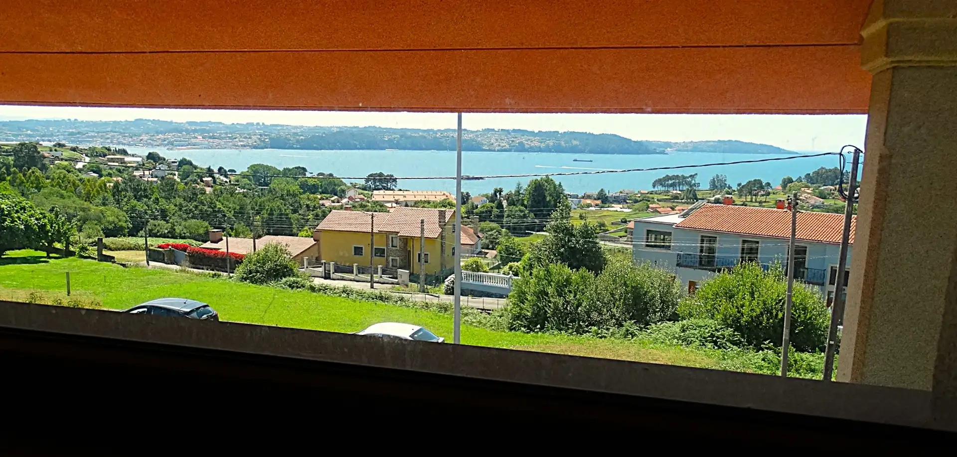 Vista exterior de Casa o xalet en venda en Miño amb Calefacció, Parquet i Terrassa