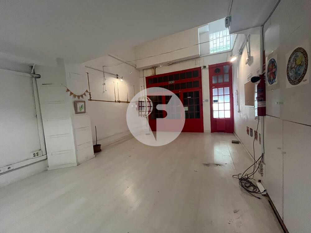 Premises for sale in  Barcelona Capital