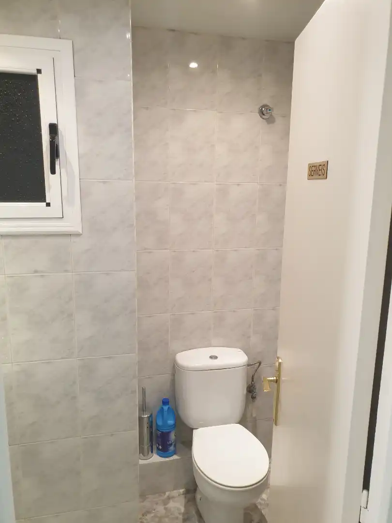 Baño de Oficina de alquiler en Barcelona con Terraza