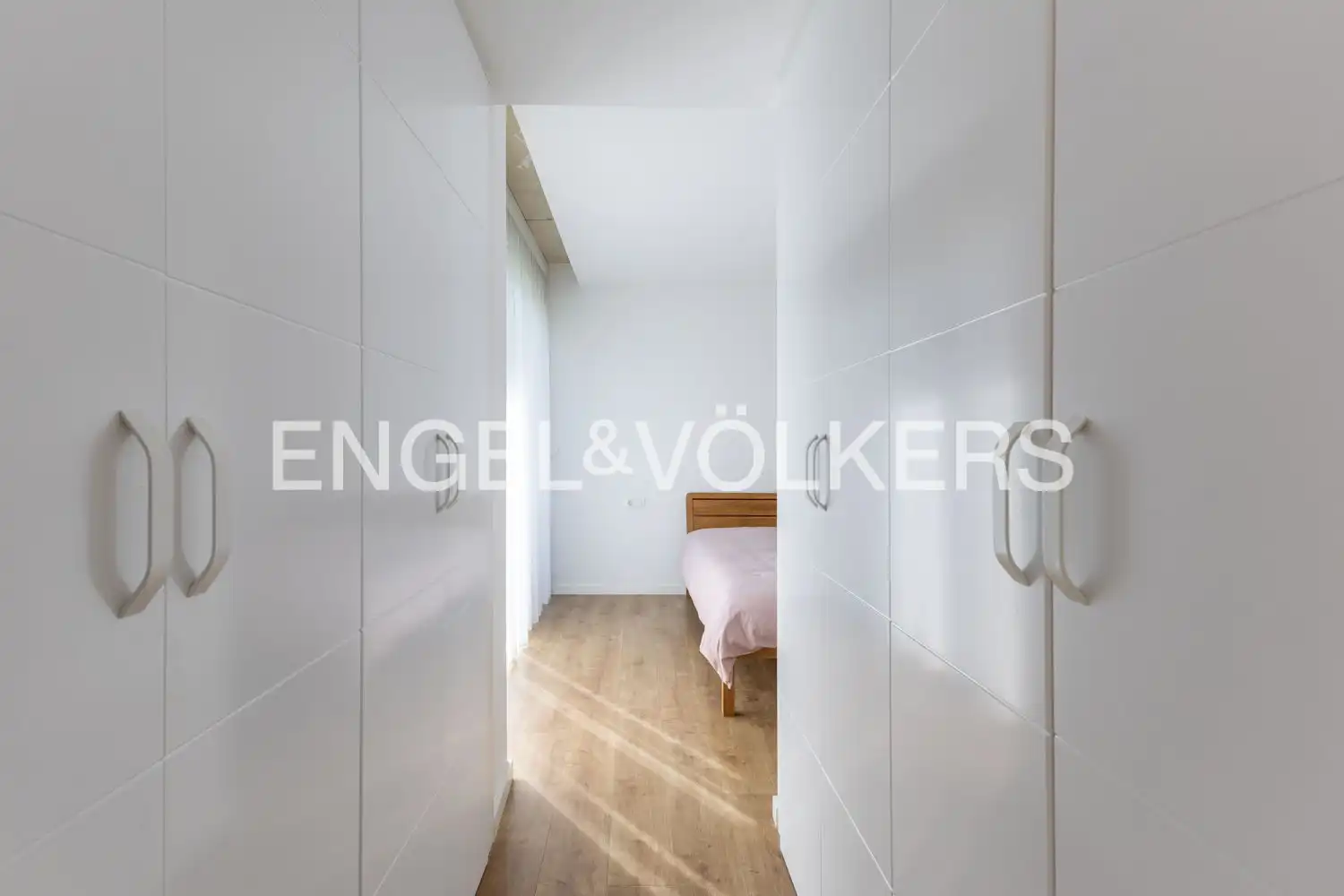 Casa o chalet en venta en L'Eliana con Aire acondicionado, Calefacción y Jardín privado