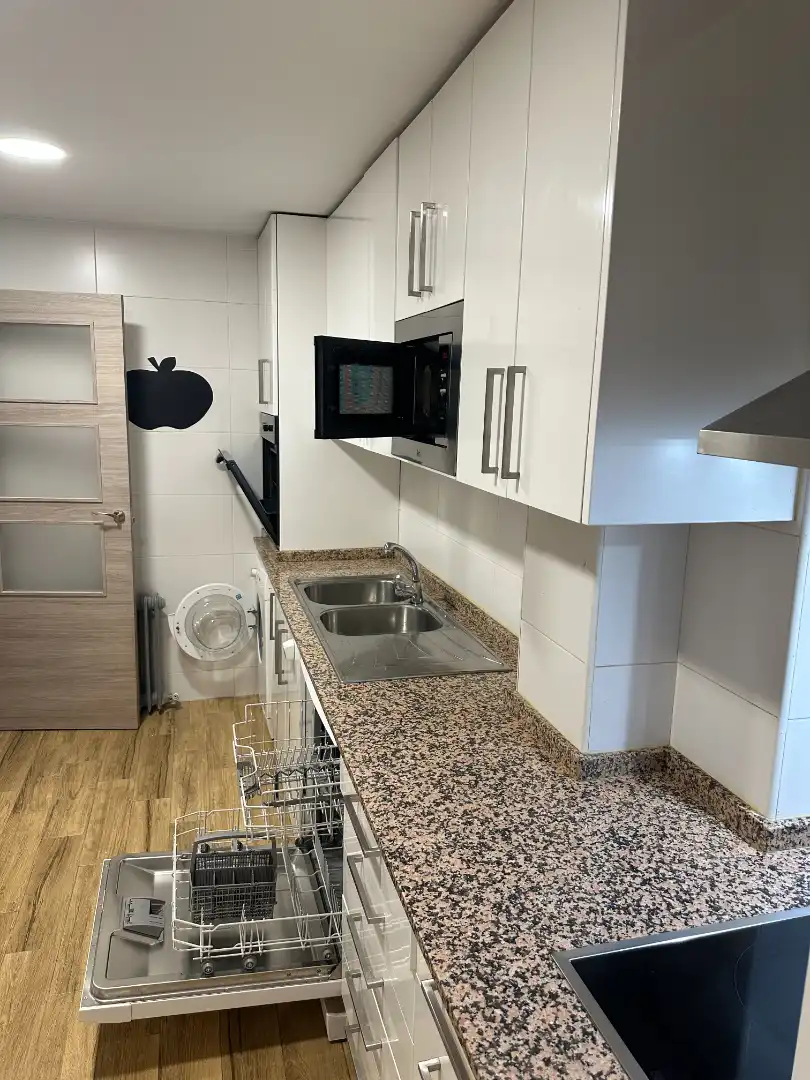 Appartamento con ascensore in affitto a Calle Alfonso X el Sabio, imagen 2