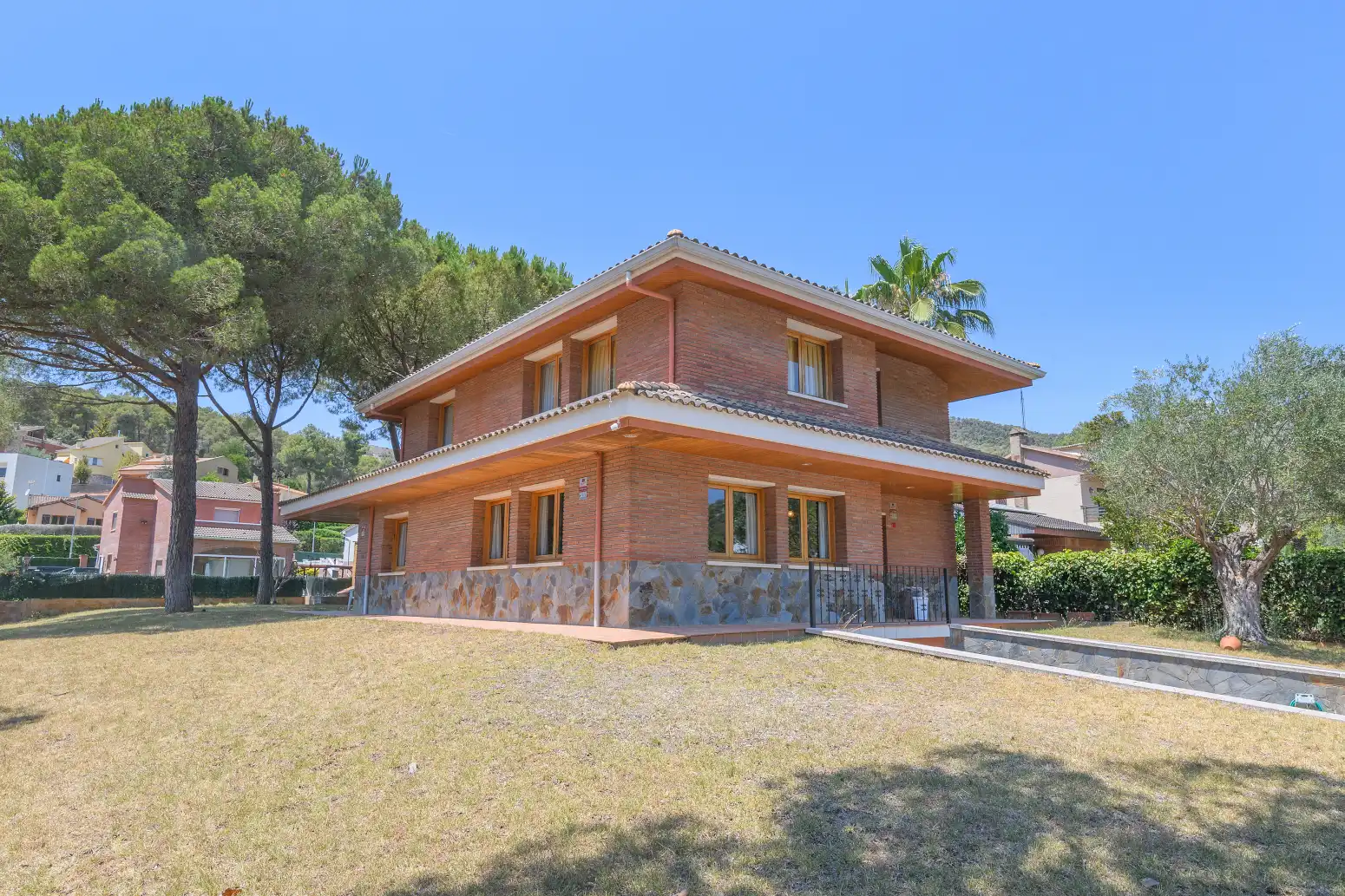 Casa con giardino in vendita a Begues - AV SADURNI