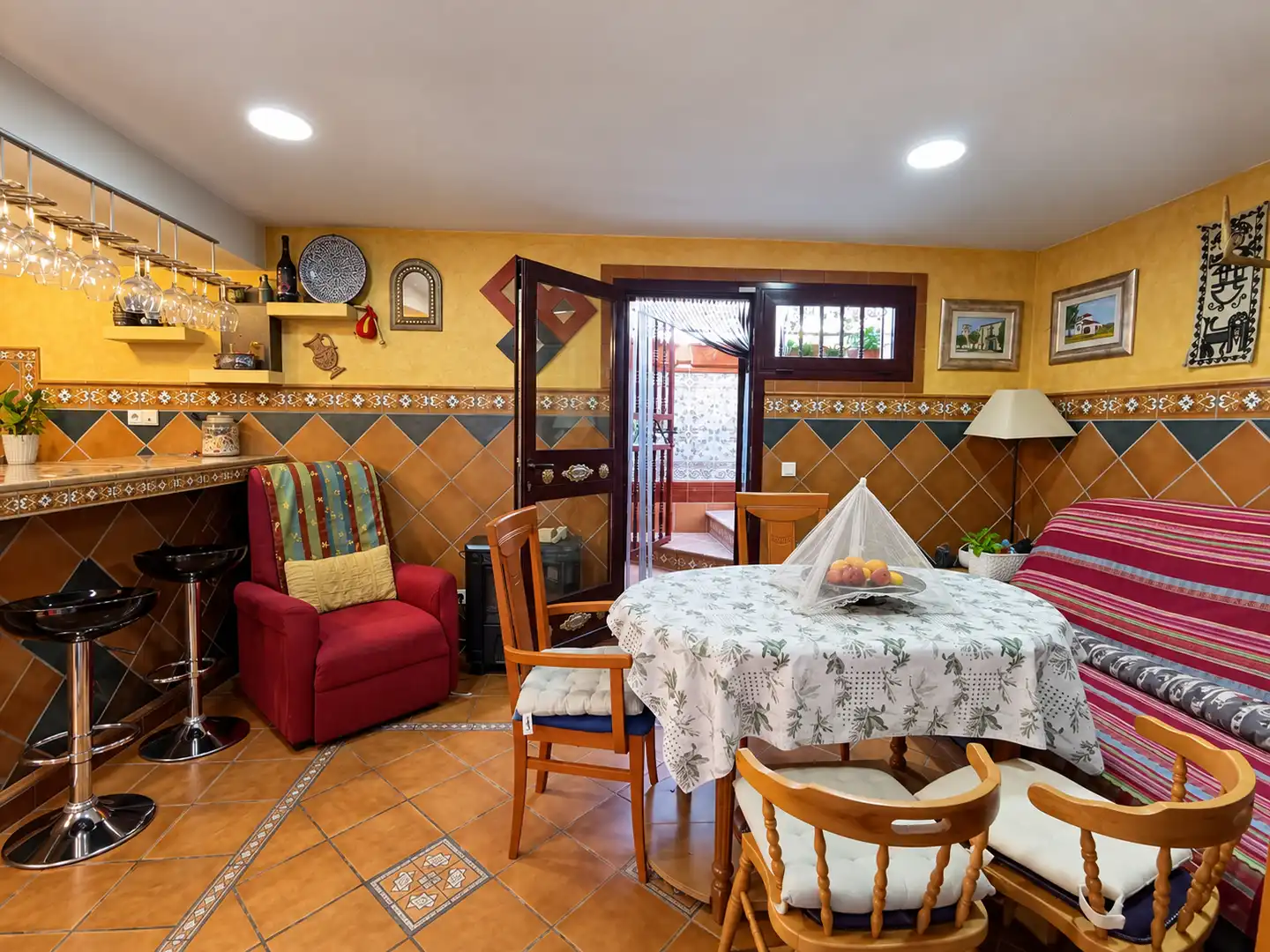 Casa adosada en venta en Valderas - Los Castillos