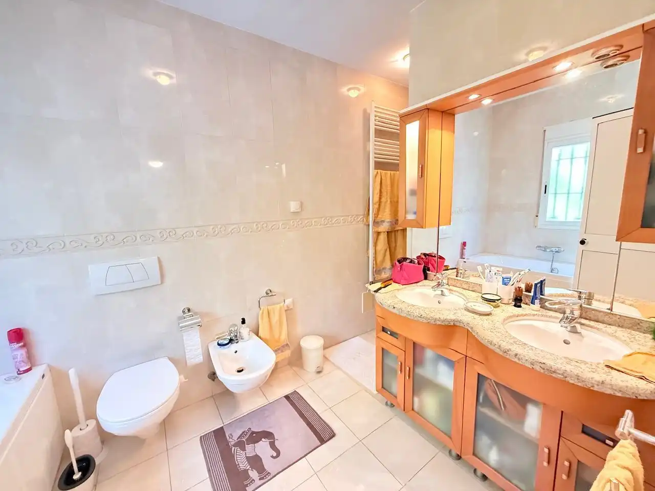 Baño de Casa o chalet en venta en Vélez-Málaga con Aire acondicionado, Calefacción y Jardín privado