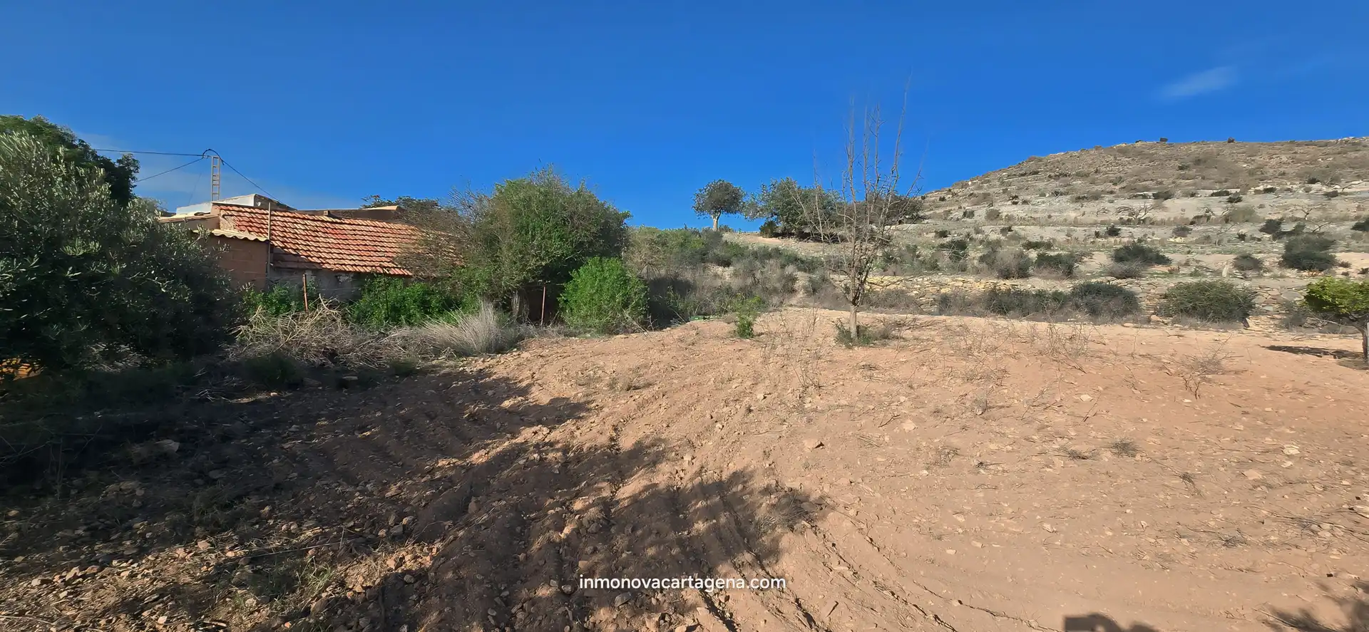 Finca rústica en venda en Cartagena amb Jardí privat