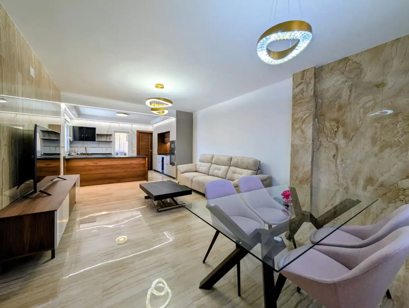 Sala d'estar de Casa o xalet en venda en Huétor Tájar amb Aire condicionat, Calefacció i Terrassa