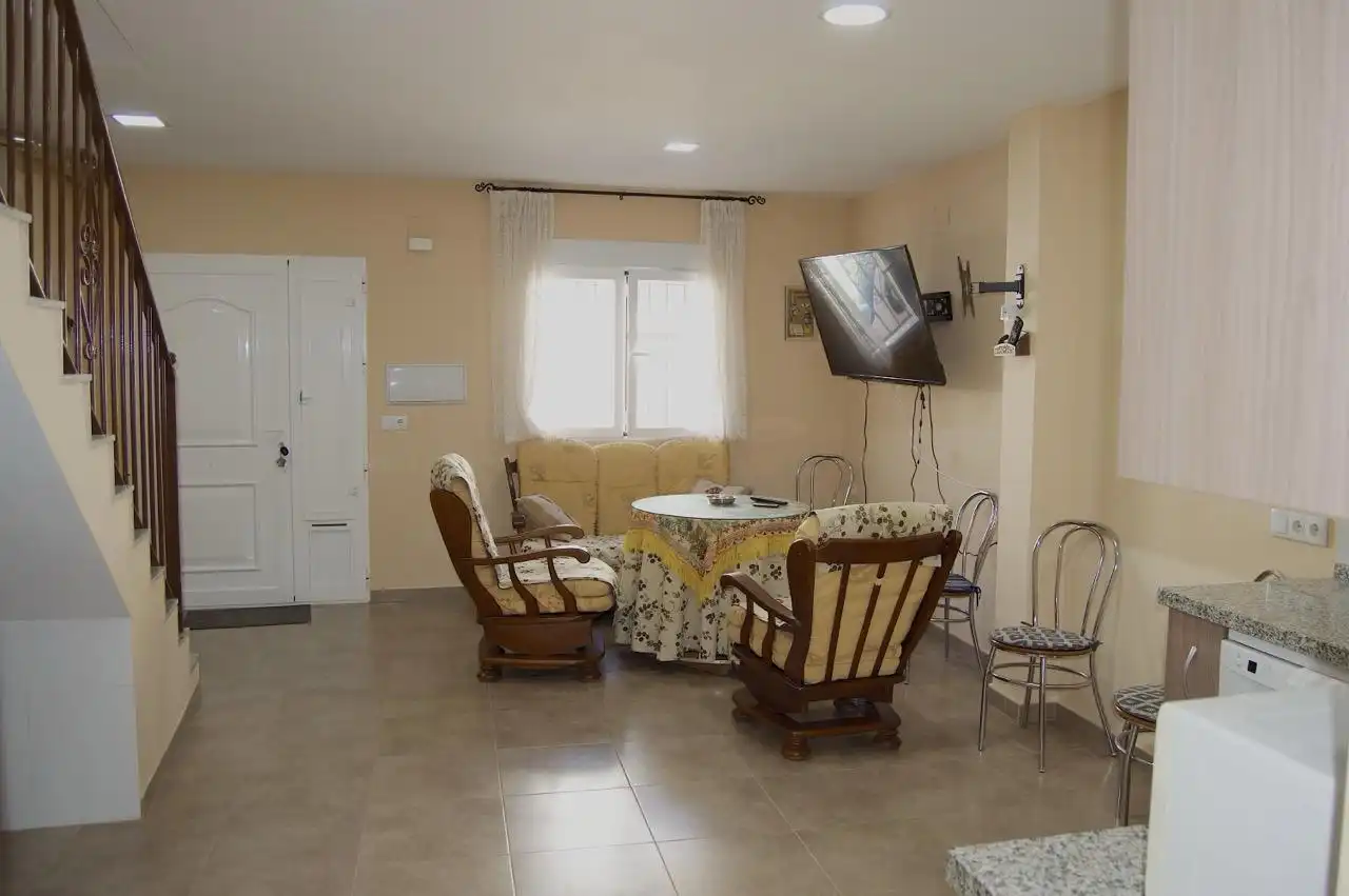 Living room of Detached homes for rent in Montánchez  with Terrace and Balcony