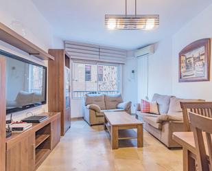 Living room of Flat for sale in  Granada Capital  with Air Conditioner, Terrace and Balcony