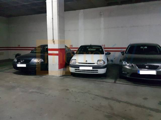 Garaje en Venta en Capuchinos - Glorieta - Ciudad Jardín