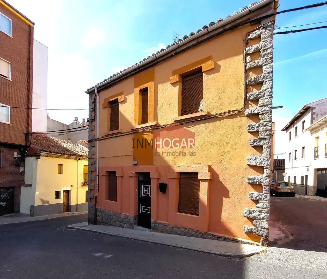 Vista exterior de Casa o xalet en venda en Ávila amb Calefacció, Traster i Moblat