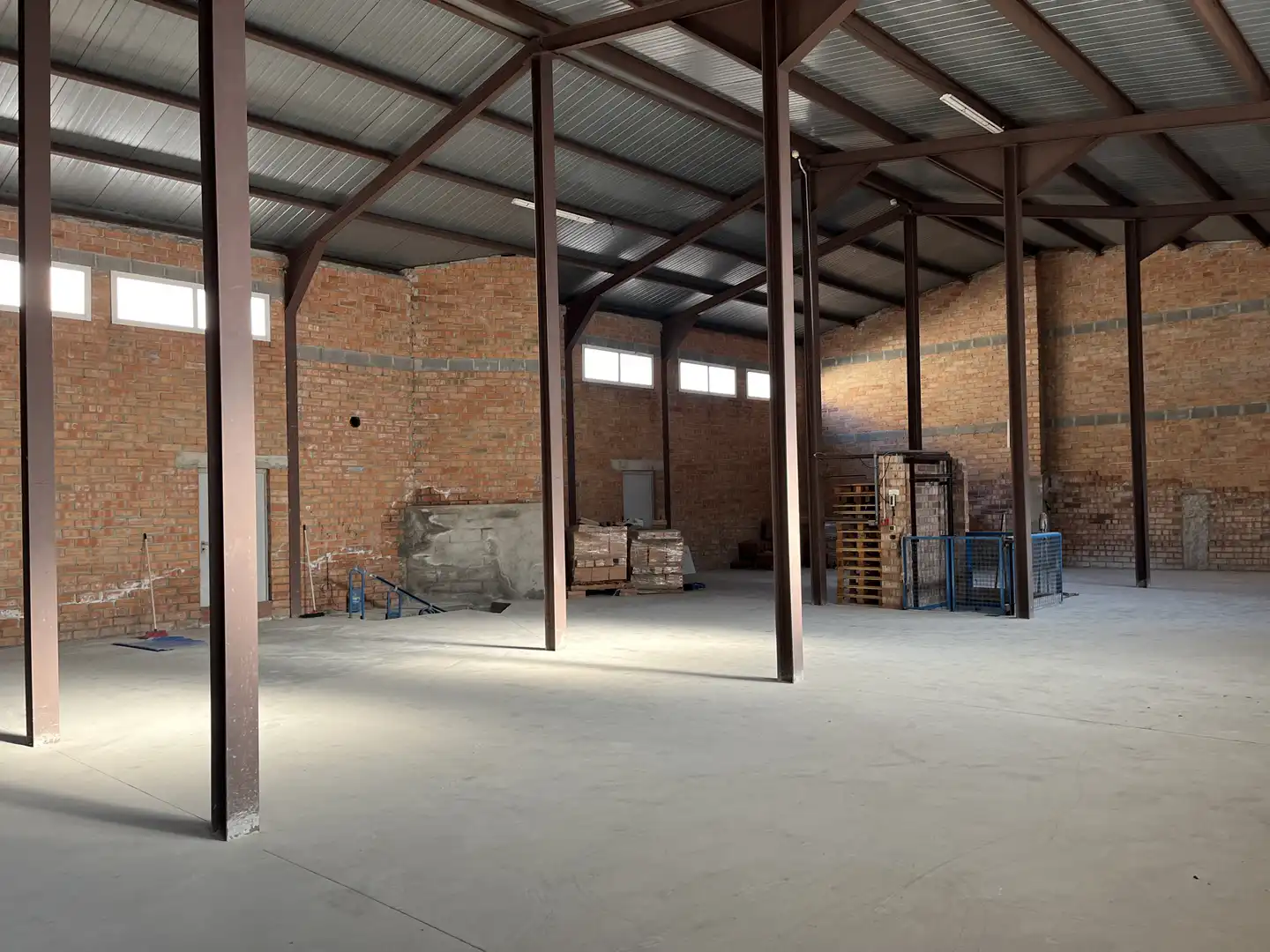 Nave industrial de alquiler en Manresa