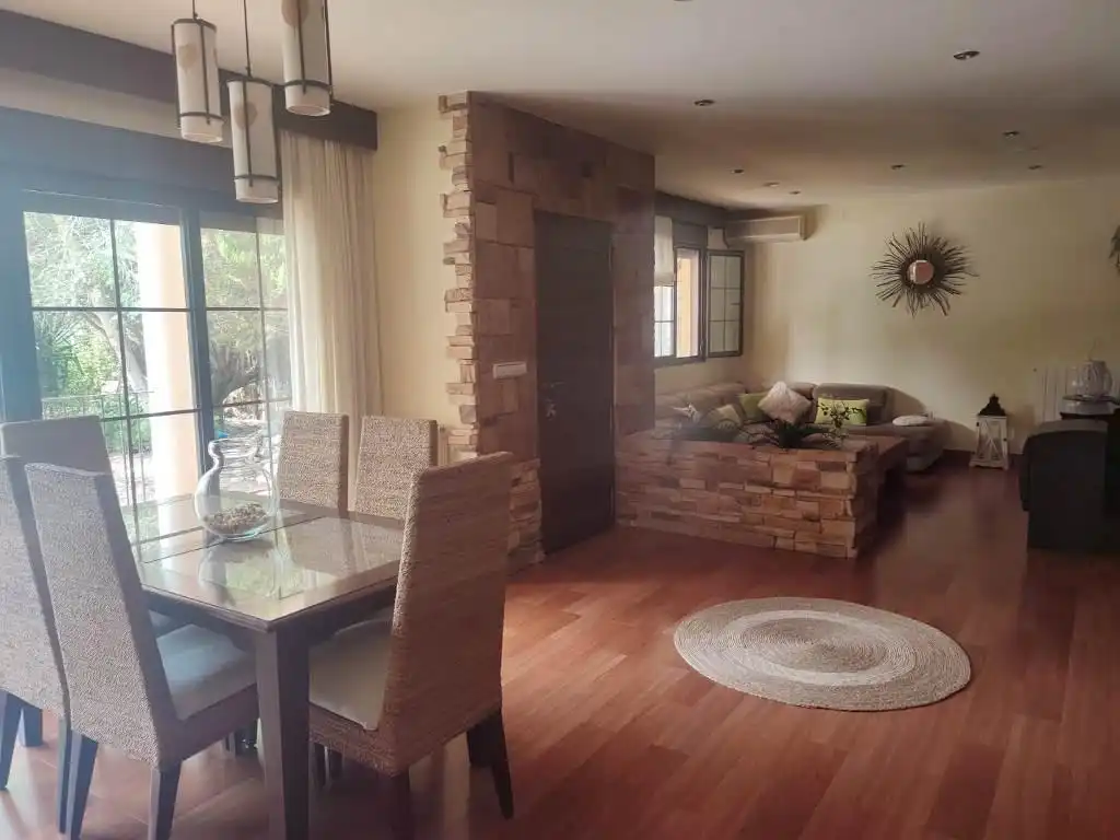 Sala d'estar de Casa o xalet en venda en Totana amb Calefacció, Jardí privat i Terrassa